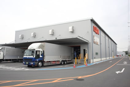 Fukaya_distribution_center