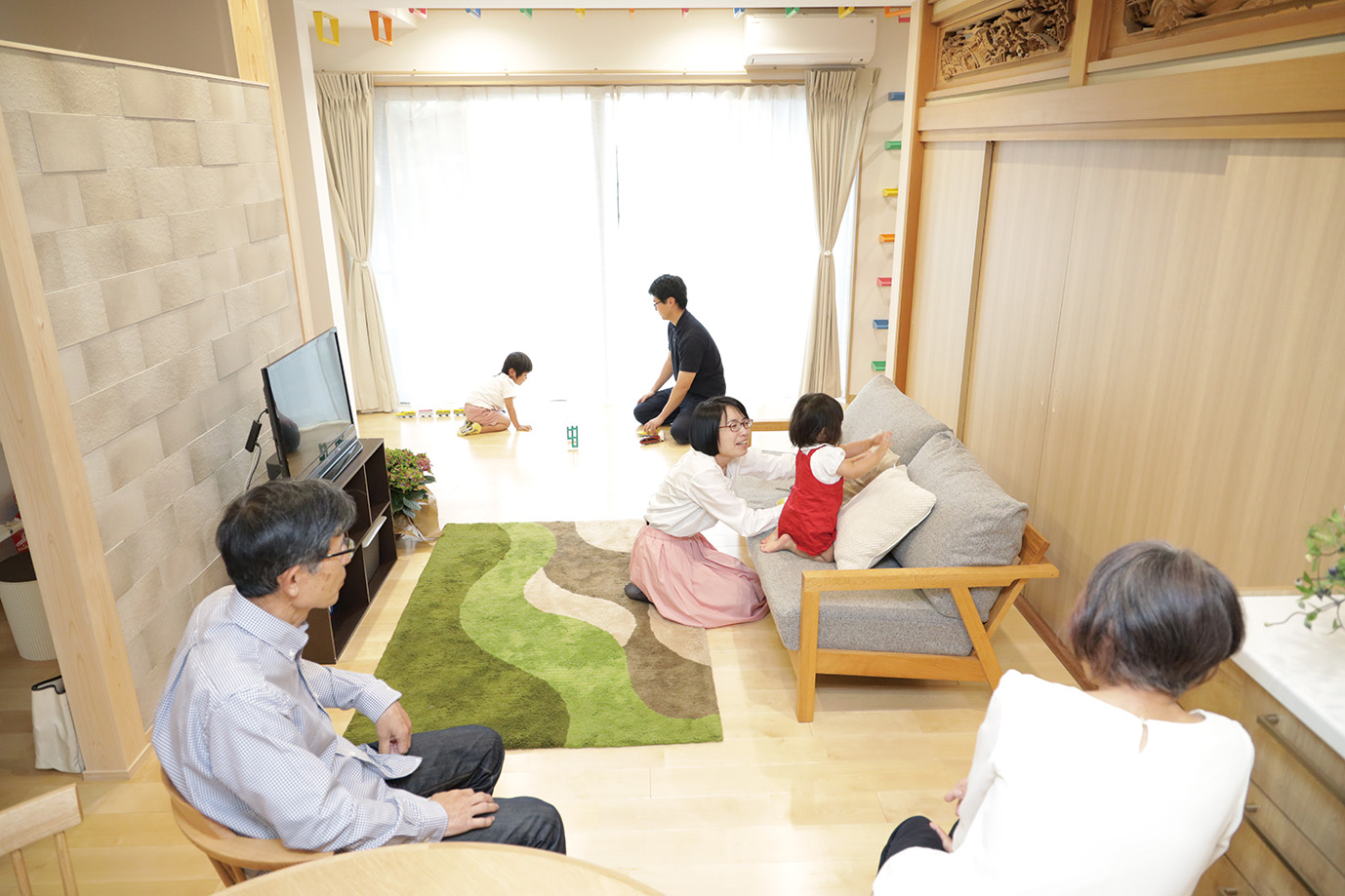 断熱リノベーションの実例集『私の断熱ライフ』を展開 第１弾は、築38年の日本家屋を活かし二世帯住宅へリノベーションした事例を公開 サムネイル画像