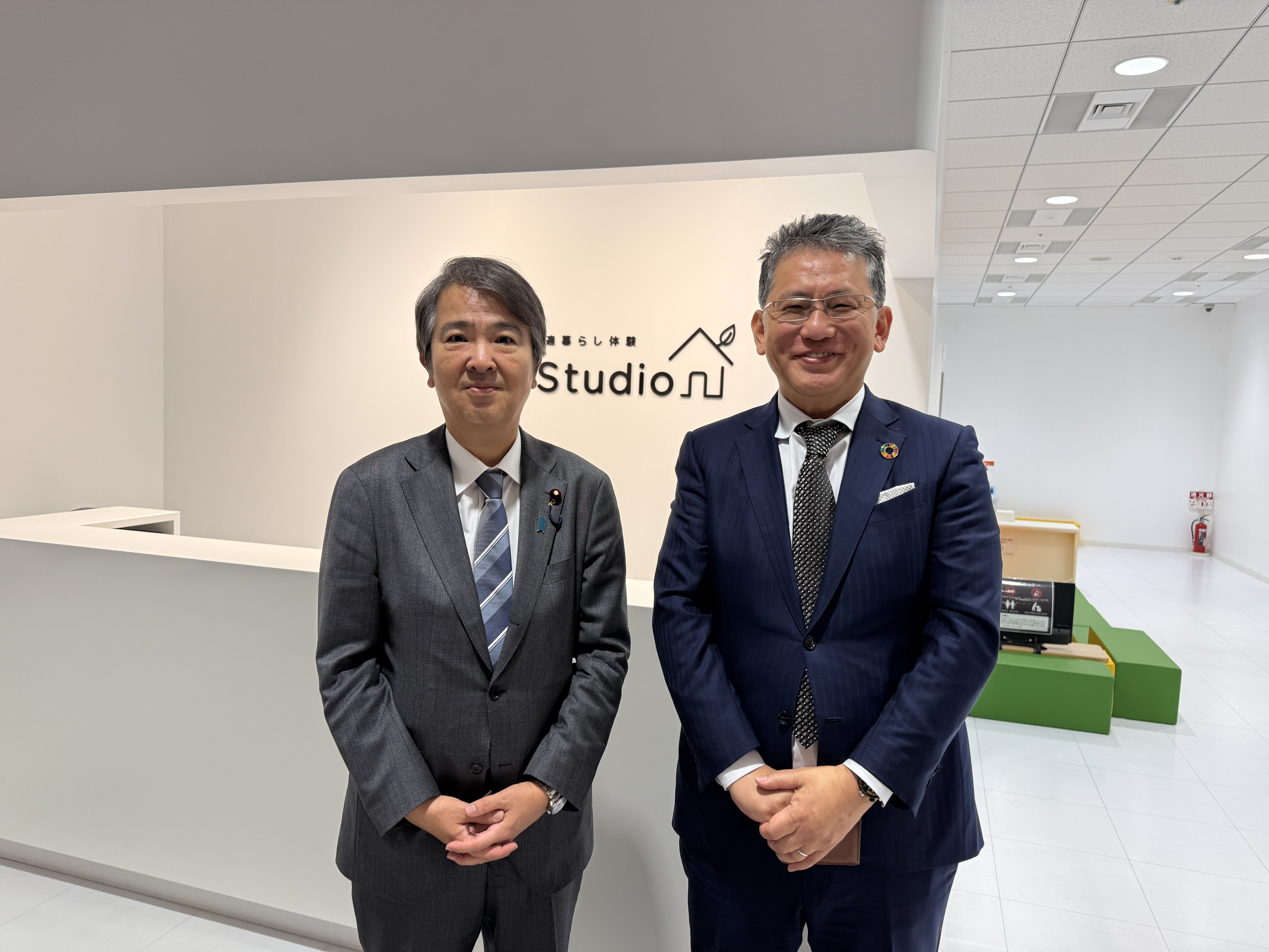 脱炭素社会の実現に向けて、トリプルガラスの窓で住宅の高性能化を推進